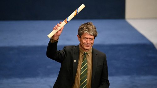 Critique littérature : "Uchronie" d'Emmanuel Carrère
