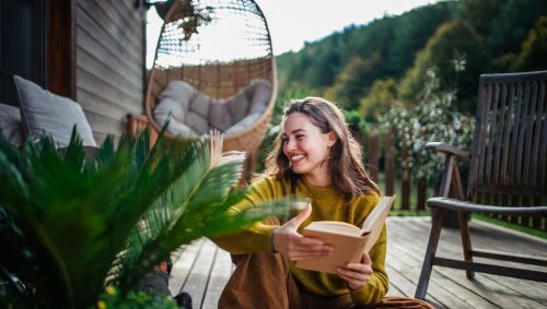 Les nouvelles pages de Karine Tuil, Aurélie Valognes, Marie Ndiaye, Christine Angot et Ngozi Adichie