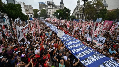 Argentine : Javier Milei face à la mémoire de la dictature militaire