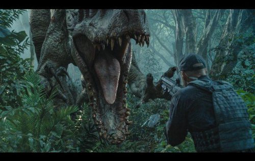 Jurassic World 2025: rivoluzione totale con un regista inaspettato!