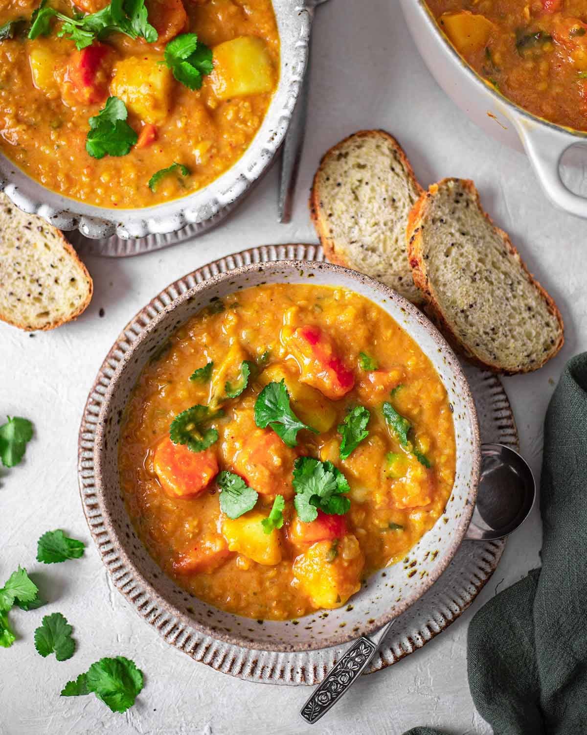 Easy Thai Red Curry Potato Lentil Soup