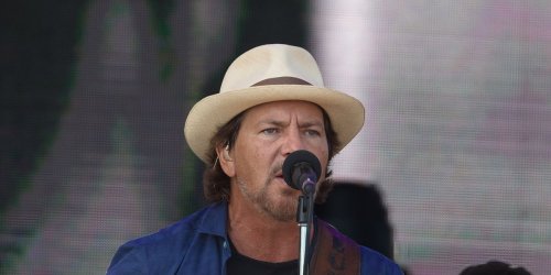 Pearl Jam's Eddie Vedder leaps into Trump's Bruce Springsteen fight