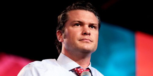 'He goes out and gets drunk': Ex-Fox News colleague unleashes on Pete Hegseth