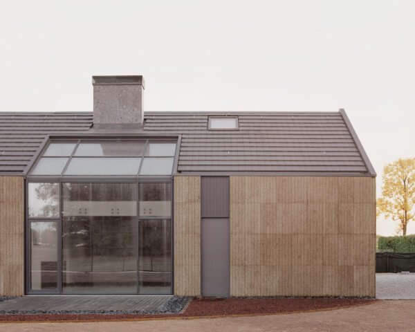 Home of the Week: The House of Wood, Straw and Cork by LCA