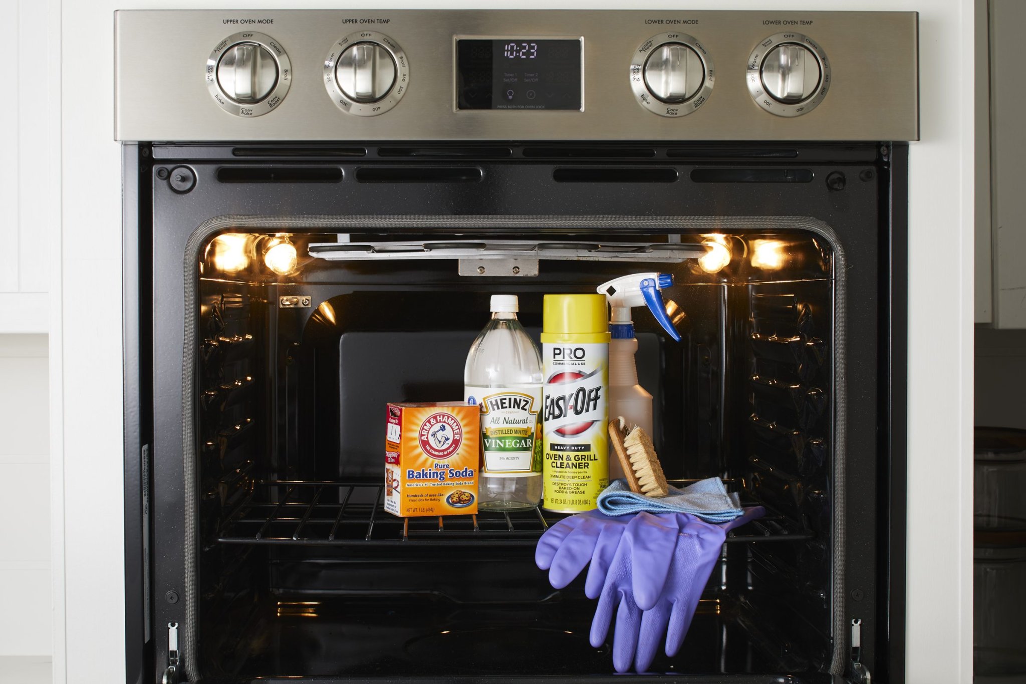 How to Clean Your Oven Like a Pro