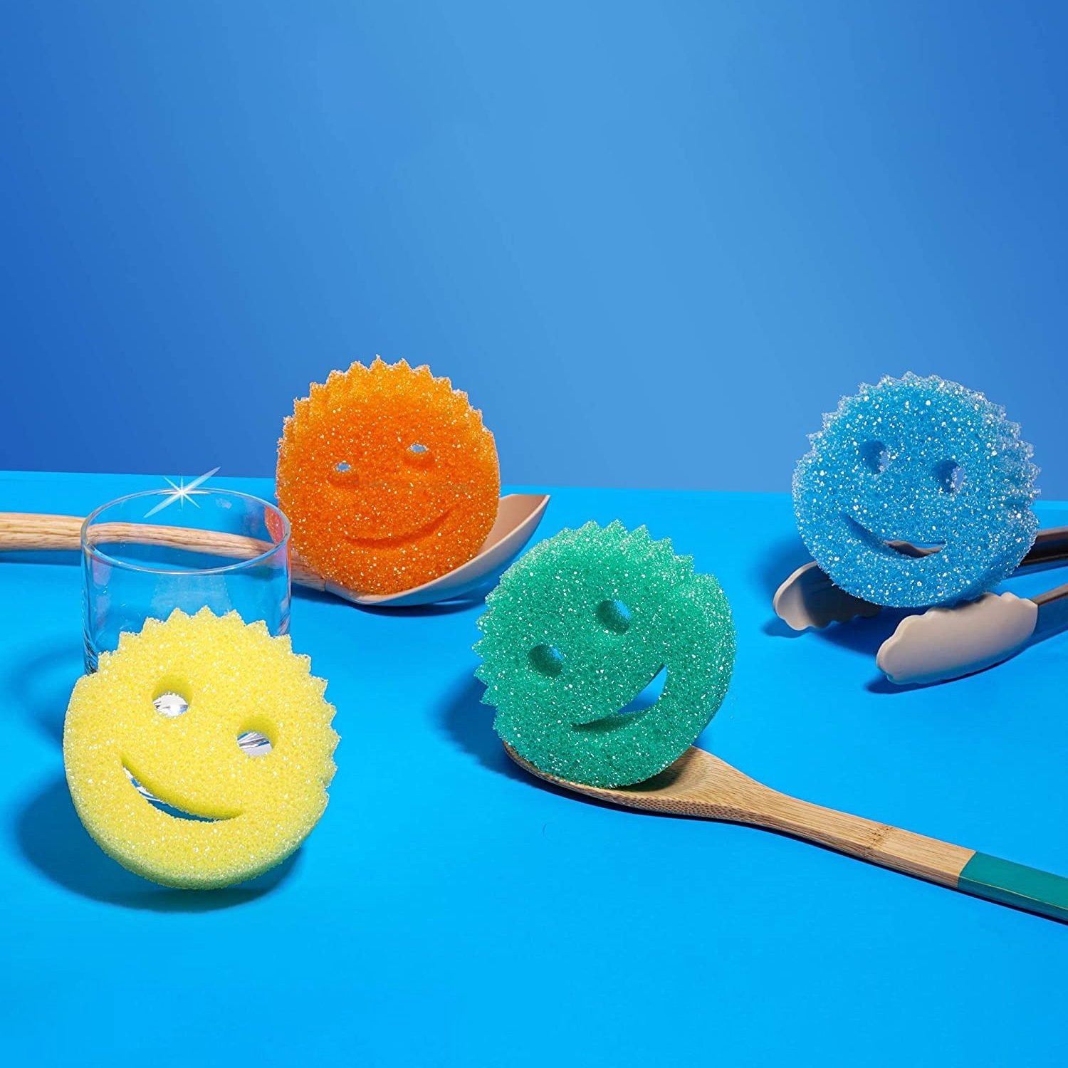 What Is a Scrub Daddy Sponge and Why Do Housekeepers Love Them?