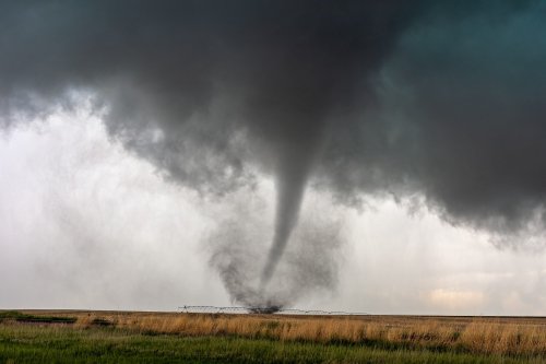 9 Ways to Prepare for a Tornado Right Now | Flipboard