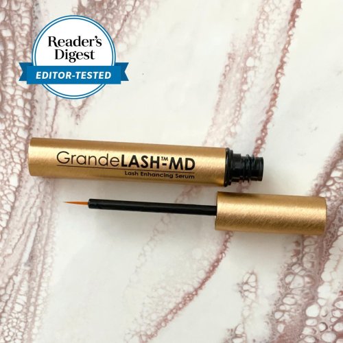 You Won t Believe Our Writer s Eyelashes After She Tried A Trending Lash Serum Flipboard