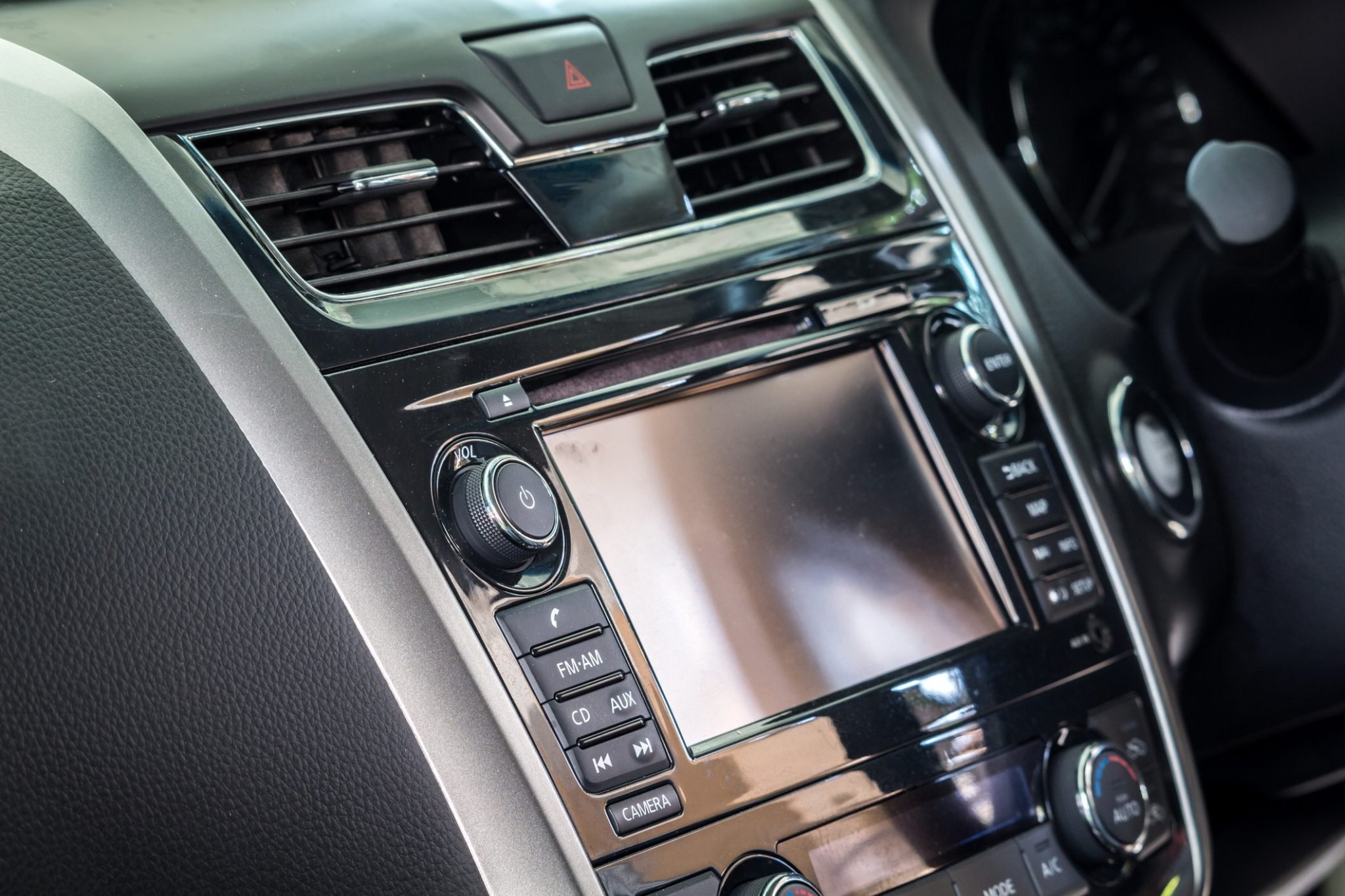 15 Weird Car Features You Didn’t Know You Might Have