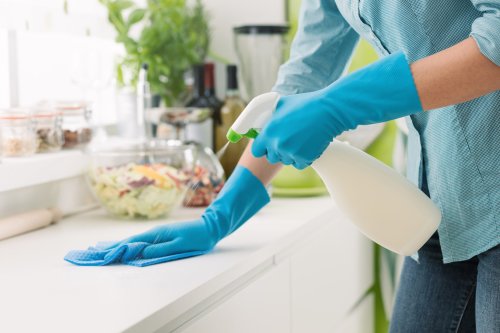 8 Amazing Cleaning Secrets I Learned from My Veteran House Cleaner