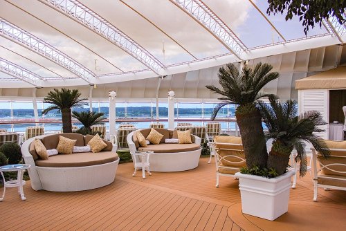 The First-Time Cruiser's Survival Guide: 33 Things I Wish Someone Had Told Me