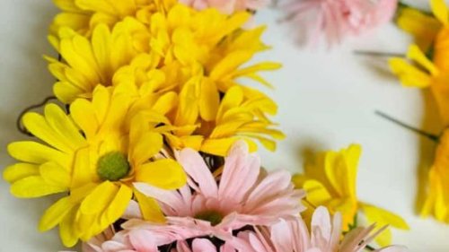 Easy Flower Crafts & Nature-Inspired DIYs You’ll Use All Summer Long