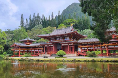 This Exact Replica of a Famous Japanese Temple is Hawaii's Most Serene Escape🌺