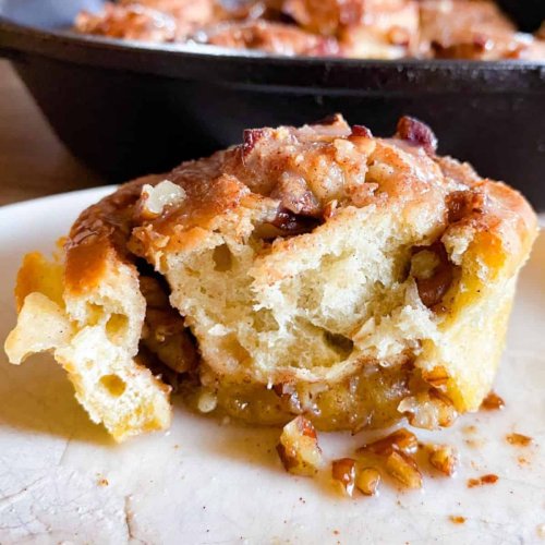Bake the Perfect Sourdough Cinnamon Rolls with Pecans and Maple Syrup