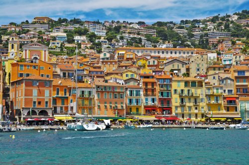 Seaside Secrets: The French Riviera Hideaway Locals Don’t Want You to Discover