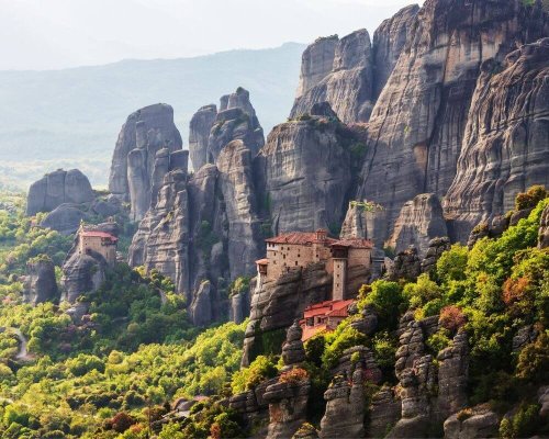 20 Breathtaking Places in Greece You Absolutely Need to Visit!