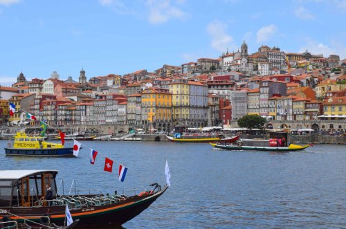 Only Have Time to Visit One City in Portugal? Better Make it This One🍇🍷