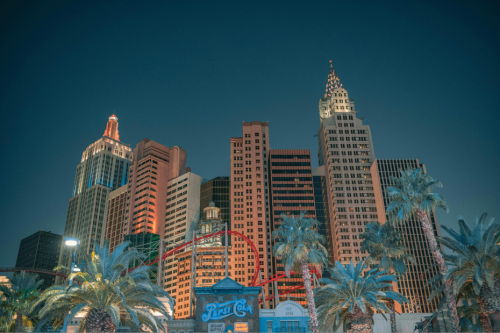 Winner snares $486,000 at The Orleans casino game with straight flush
