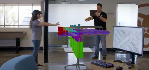 Microsoft Brings Chromium-Based Edge Browser, Swipe to Type & More to HoloLens via Windows Holographic Update