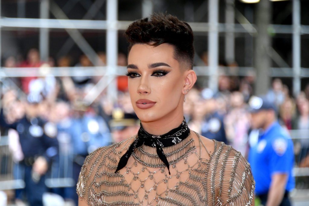 Kris Jenner helps James Charles put an end to rumors they’re ‘the same person’