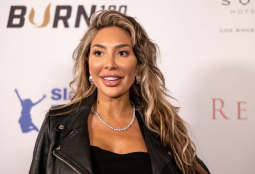 Farrah Abraham blames common health issue for 'puffy face' after fans' concerns