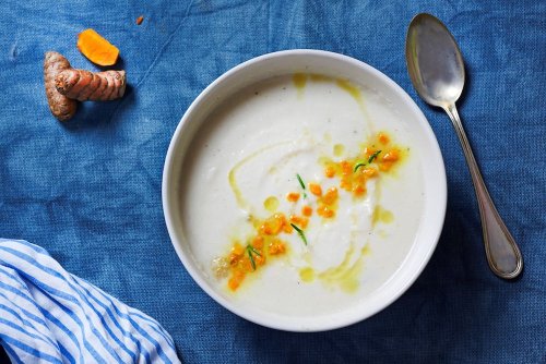 You Won't Believe This Creamy Cauliflower Soup Is Dairy-Free–Here's How to Make It