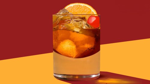 How to Make a Classic Old Fashioned Cocktail at Home