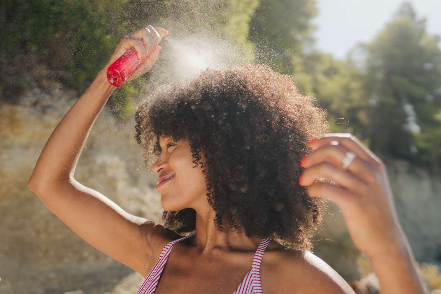 The Best Dermatologist-Recommended Scalp Sunscreens That'll Protect Your Skin Without Ruining Your Hair—From $9