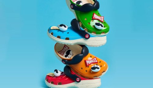 Pringles y Crocs se unen en un cobranding para crear una edición limitada de calzado