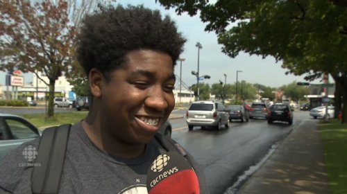 This quick-thinking teen cleverly befriended a woman's kidnapper to rescue her