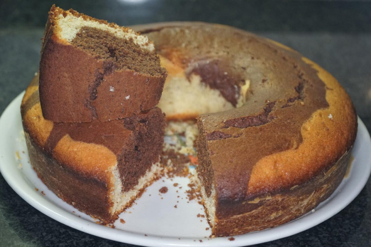 Receita de Bolo Mesclado no Liquidificador que Derrete na Boca!