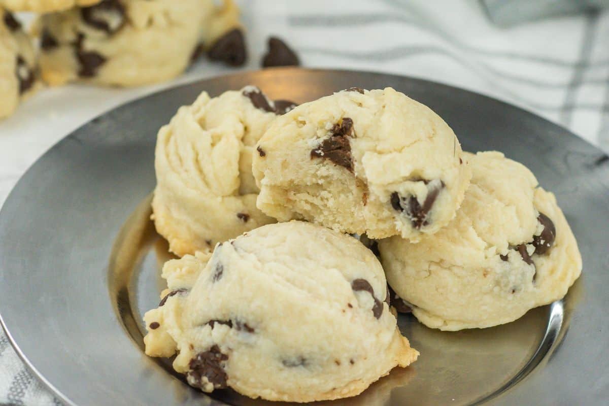 Add a Dash of Delight: Fun Treats to Brighten Your Holiday Dessert Table - cover