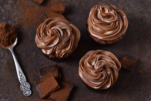 Moist Dark Chocolate Cupcakes
