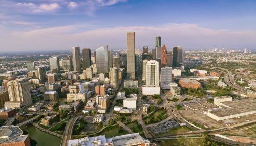 17 Popular Houston Neighborhoods: Where to Live in Houston in 2023