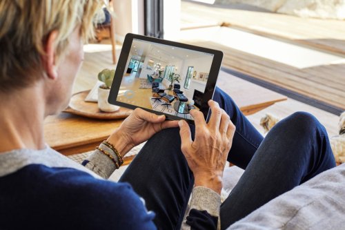 Matterport for iPhone brings 3D virtual walkthroughs to the masses