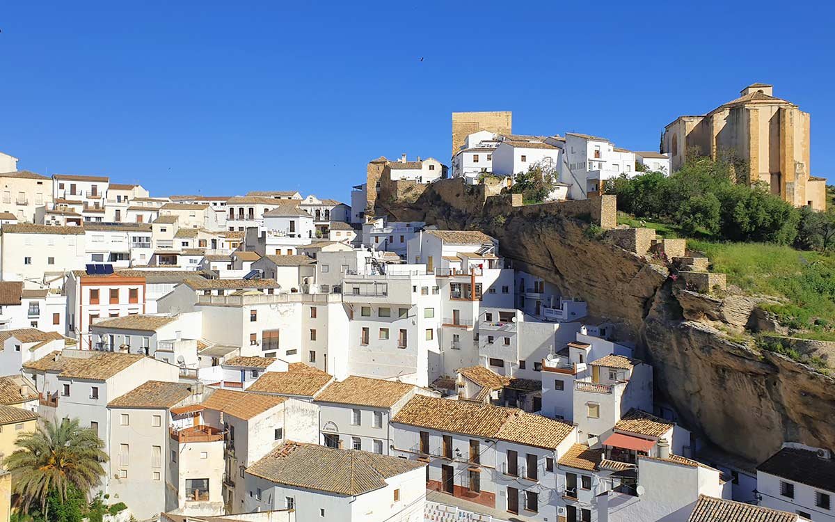 Setenil de las Bodegas - das weiße Dorf in Andalusien