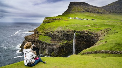 Färöer schließen für Touristen – so kommst du trotzdem hin