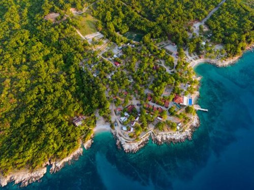 Kroatiens schönste Campingplätze für Strandurlaub und Abenteuer