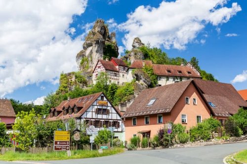 Tüchersfeld: Malerisches Felsendorf in der Fränkischen Schweiz