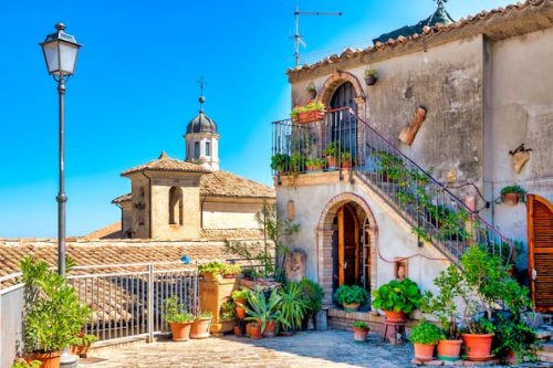 Italien lockt mit 1-Euro-Häusern: Penne verkauft weitere Immobilien zum Schnäppchenpreis