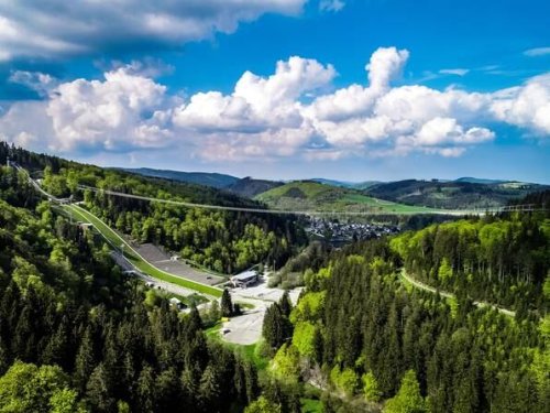 Im Sauerland eröffnet die längste Hängeseilbrücke Deutschlands