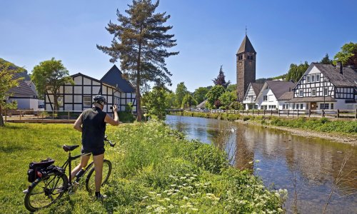 Tolle Fahrradtouren an kleinen Flüssen in Deutschland