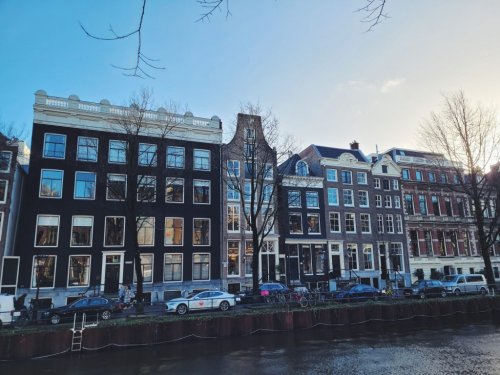 Amsterdam Urlaub: Die besten Sehenswürdigkeiten und Tipps