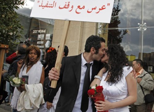 In Lebanon, how to say 'I do' sparks fierce debate