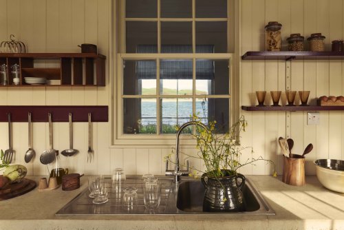 8 Kitchen Essentials (and More) from Zara Home's Scotland-Inspired Collection - Remodelista