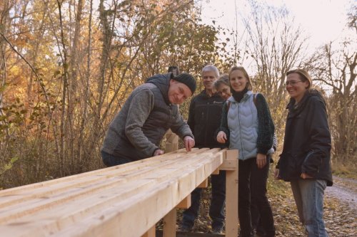 Weihnachtsweg im Bodenwald: Ruppertshofen hat jetzt eine Holzkugelbahn