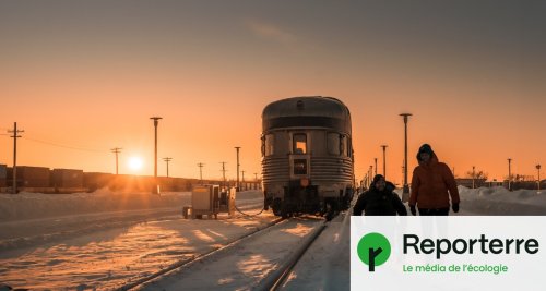 Ils ont traversé le Canada en train… et en fauteuil roulant