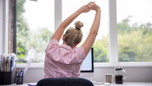 Oblique Twists To Chair Squats: 6 Desk Exercises To Stay Fit Despite Busy Schedule