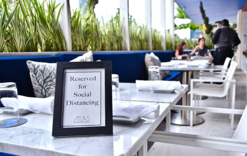 Chicago Mayor Proposes To Make City s Outdoor Dining Program Permanent 
