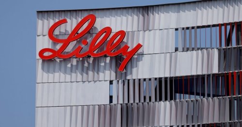 Eli Lilly to start rolling submission for obesity drug approval this year